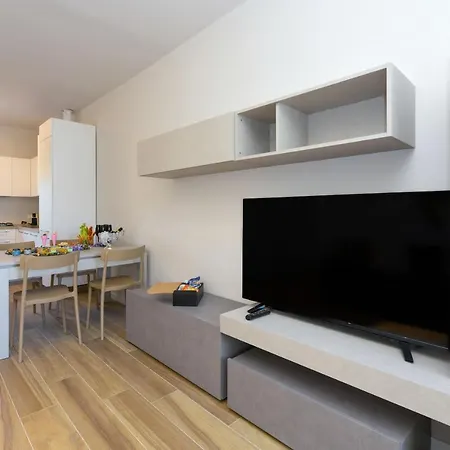 Desenzanoloft Official Partner Marriott Homes & Villas - Cappuccino Apartment Desenzano del Garda Exterior photo